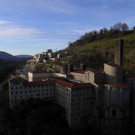 Hotel Sindika Oñate Εξωτερικό φωτογραφία